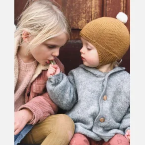 PetiteKnitopskrift- Alberts Pilothue