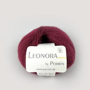 By Permin Leonora Blomme